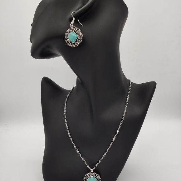 Vintage Silvertone Filigree Turquoise Earrings And Necklace Jewelry Set - Picture 2 of 2